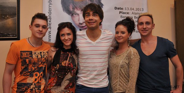 EUROVİSİON 2009 BİRİNCİSİ POLİS YARARINA KONSER VERECEK