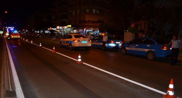 Büyükşehir, yol çizgi çalışması yaptı.