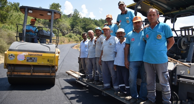 Antik kentin yolu asfaltlanıyor