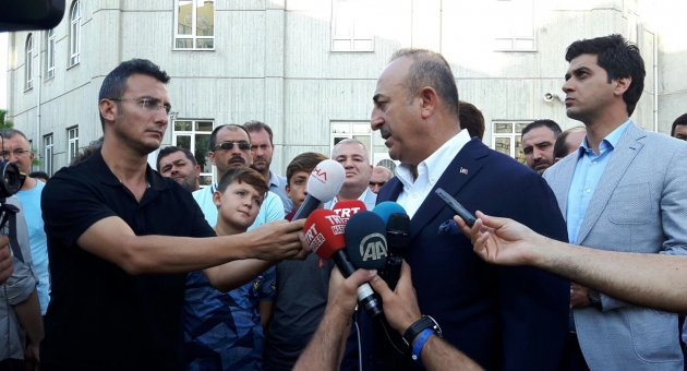 Bakan Bayram Namazını Alanya'da Kıldı