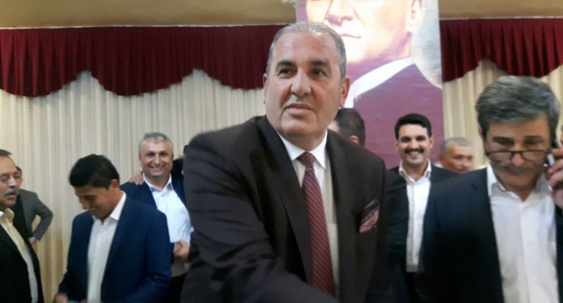 Minüsçüler Yine "Bacak" Dedi