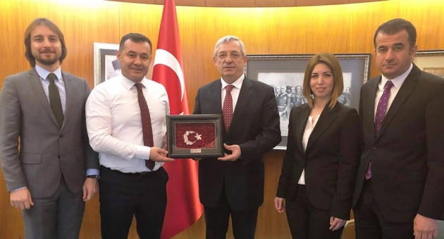 Başkan Yücel Büyükelçiyi Ziyaret Etti