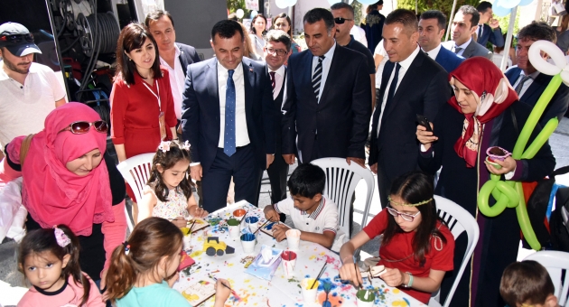 Çocuk Festivali Çoşkuyla Başladı