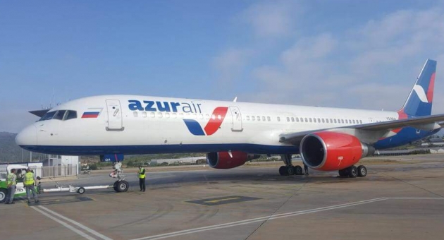 ALN-GZP Boeing B757 de İndi