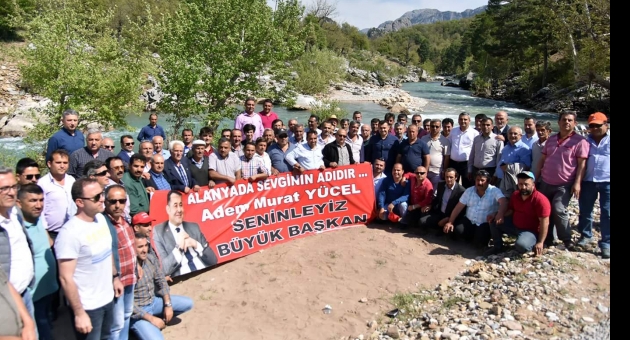Başkan Yücel Muhtarlarla Yaylada Buluştu