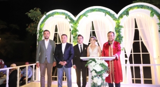 Alanya'da iş ve siyaset camiasını buluşturan düğün
