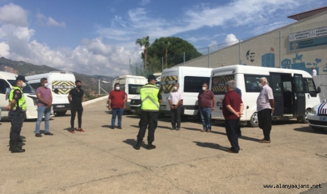 Alanya’da jandarma ekipleri denetimleri sıklaştırdı
