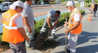 Alanya’da mazgallarda yağmurlar öncesi temizlik