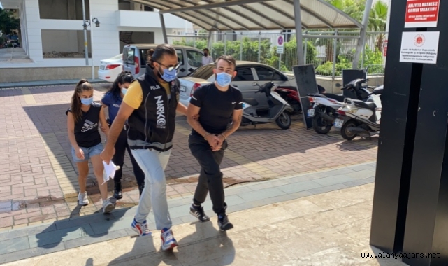 Alanya’da yakalanan uyuşturucu tacirleri adliyede