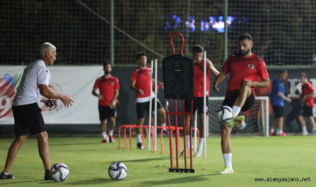 Alanyaspor'da Giresunspor mesaisi başladı