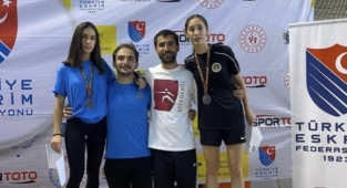 Alanyaspor Eskrim Takımı madalyaya doymuyor