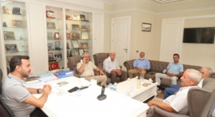 Başkan Toklu muhtarları ağırladı