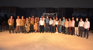 “Düğün Hatırası” Alanyalı tiyatro severlerle buluştu