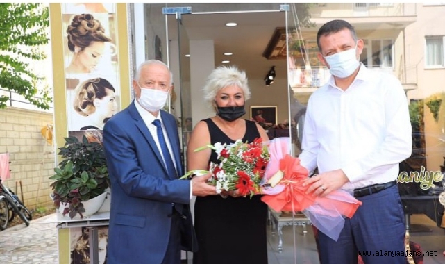Kaymakam Ürkmezer’den kıdemli esnafa ziyaret