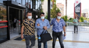 Öldürmeye teşebbüs suçundan aranan şahıs Alanya’da tutuklandı