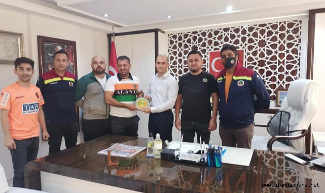 Şimşekler'den Müdür Patat'a ziyaret