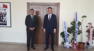 Ürkmezer’den yeni kaymakama ziyaret