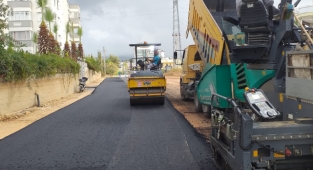 Alanya Belediyesi asfalt çalışmalarına devam ediyor