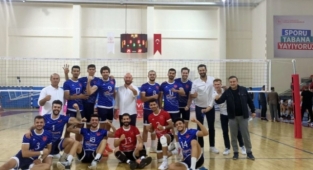Alanya Belediyespor lider!