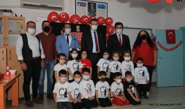 Alanya'da Cumhuriyet coşkusuna ortak oldular