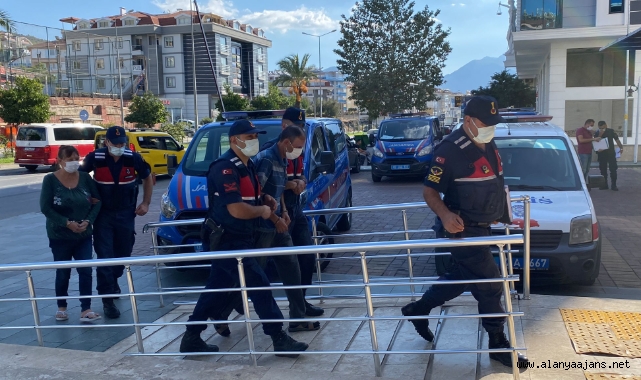 Alanya'da jandarmadan fuhuş operasyonu