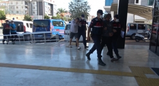 Alanya’da jandarmadan kaçak göçmen operasyonu