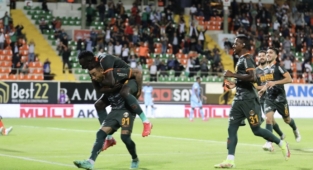 Alanya'dan evinde farklı tarife: 6-3