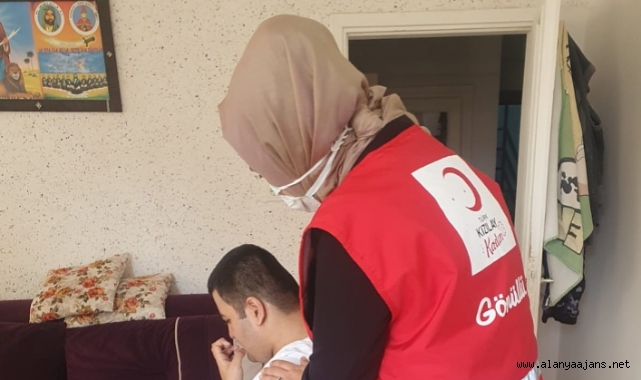 Alanya Kızılay umut olmaya devam ediyor