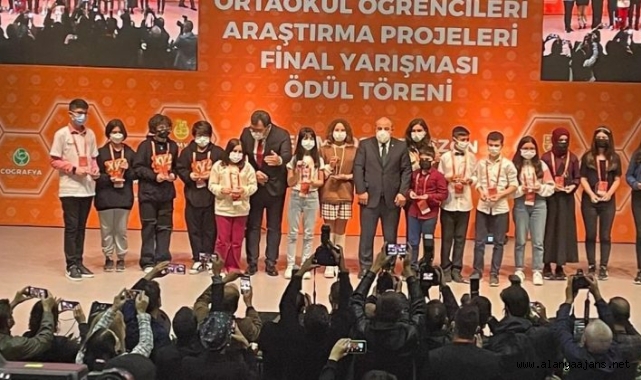 Alanyalı öğrencilerden büyük başarı