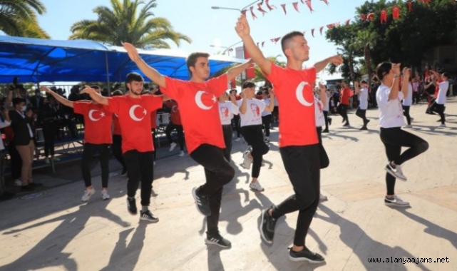 ALKÜ’lü öğrencilerden Cumhuriyet Bayramı’na özel görsel şölen