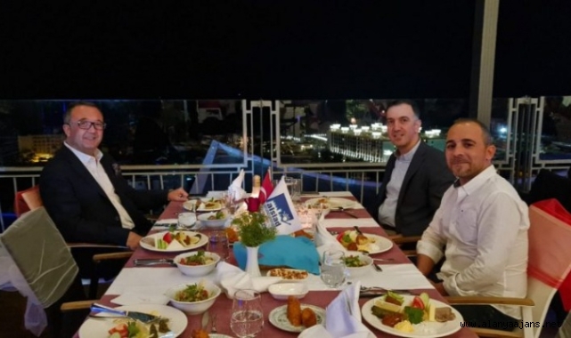 ALSİAD ailesi Cumhuriyet Yemeği’nde buluştu