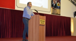 Başhekim Lakadamyalı öğrencilere tavsiye verdi