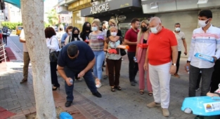 Başkan Şahin Alanya'da can dostlarımızı sevindirdi