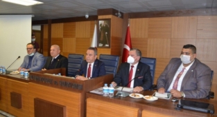 Böcek, Konaklı Mahallesi’ndeki o şikayetle ilgili konuştu!