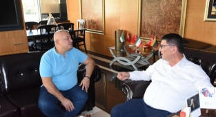 Dere’den baba acısı yaşayan Başkan Şahin’e ziyaret