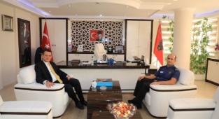 Kaymakam Ürkmezer’den Alanya Emniyet Müdürü Patat’a ziyaret