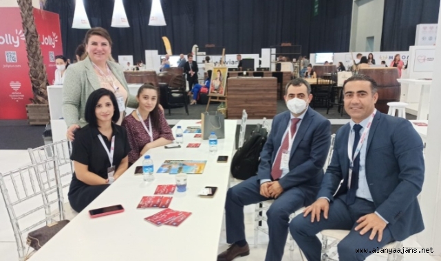 Rus dili konuşulan ülkelerin turizm profesyonelleri fuarda yoğunluk oluşturuyor