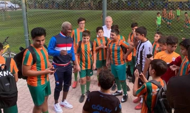 Trabzonspor'un eski yıldızı Yattara Alanya'da