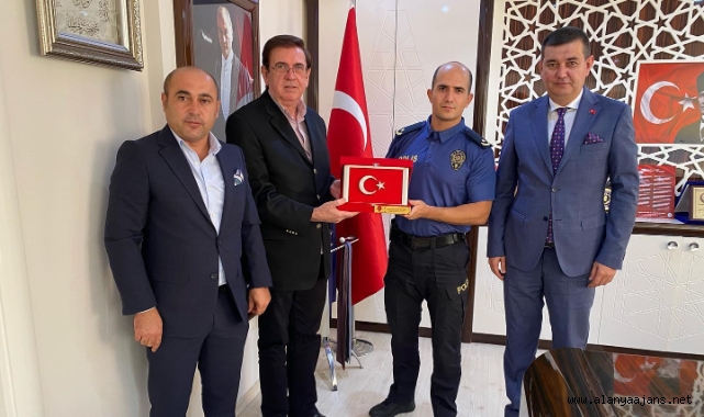 Ülkücülerden Müdür Patat'a ziyaret