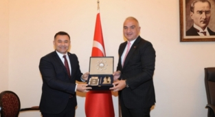 Yücel, Bakan Ersoy ile buluştu