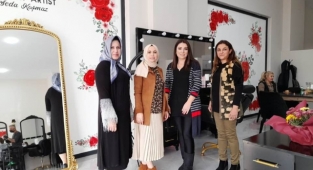 AK Kadınlar Alanya'dan kutlama