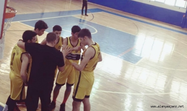 Alanya Anadolu Yıldızları Spor Kulübü mücadeleyi kazandı