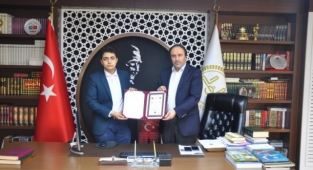 Alanya’da başarılı hafızlar belgelerini aldı