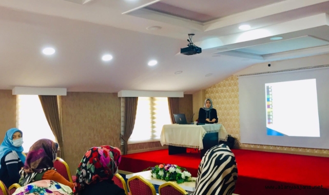 Alanya'da “Erken Çocukluk Dönemi ve Değerler Eğitimi”