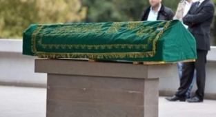 Alanya'da meclis üyesi kayınpederini Covid-19’a kurban verdi