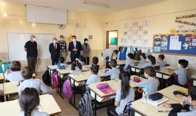 Alanya'da öğrenciden Başkan Yücel vaadi!