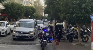 Alanya'da polisin dur ihtarına uymayan genç kovalamaca sonucu yakalandı