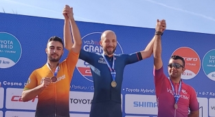 Alanyaspor'a bisikletten iki madalya geldi