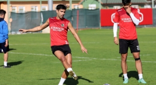 Alanyaspor, Akdeniz derbisine hazır