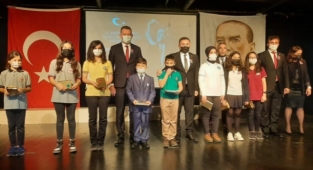 'Atatürk unutulmaz bir destan'